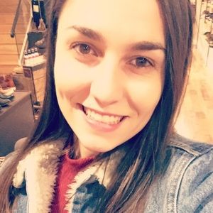 Meet your Posher, Lo